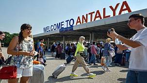 Antalya'nın 11 aylık turizm karnesi belli oldu