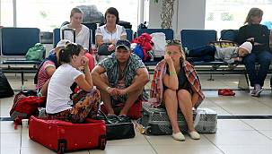 7 bin Rus ve Ukraynalı turist o ülkede mahsur kaldı!