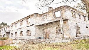 Ünlü isimlerin uğrak noktasıydı! Harabeye dönen tarihi otel yeniden açılacak
