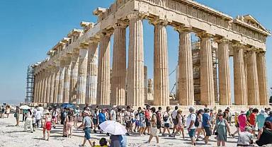Aşırı turizmi engellemek için bilet sistemine geçip 20 bin ziyaretçi sınırı koydular!