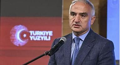 Bakan Ersoy tarihimizde bir ilk diyerek yeni gelişmeyi duyurdu!