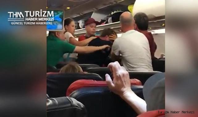 Yolcular THY uçağında yaka paça birbirine girdi!