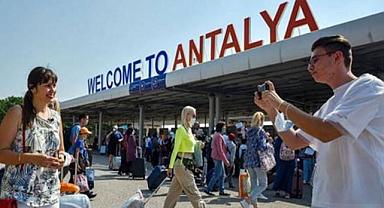 Antalya'da tüm zamanların Mart ayı rekoru! İşte ülke ülke gelen turist sayısı