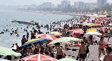 Antalya için kontrolsüz turizm uyarısı!