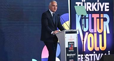 16 şehirde binlerce etkinlik! Bakan Ersoy'dan Türkiye Kültür Yolu Festivali açıklaması