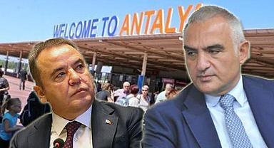 Bakan Ersoy'dan Muhittin Böcek'e turizm ve Antalya kapağı!