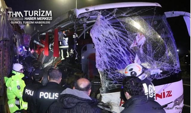 Güney Akdeniz Seyahat yolcu otobüsü katliam yaptı! Ölü ve çok sayıda yaralı var