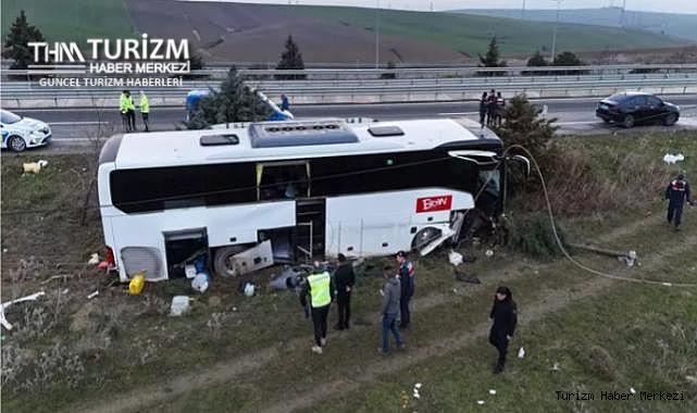 Çanakkale'de facia gibi tur otobüsü kazası! Şoför uyudu