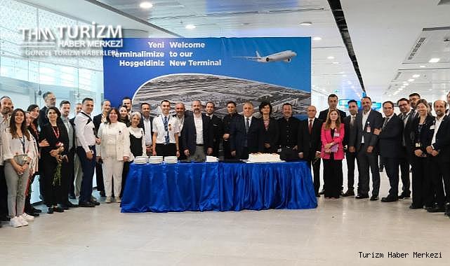 Yenilenen Antalya Havalimanı ilk yolcularını karşıladı