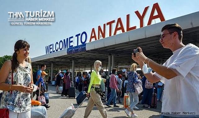 Antalya'ya 2025 yılında kaç turist gelecek? İşte açıklanan rakam