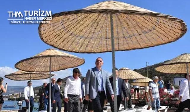Bakan Ersoy'dan dikkat çeken Halk Plajı açıklaması!