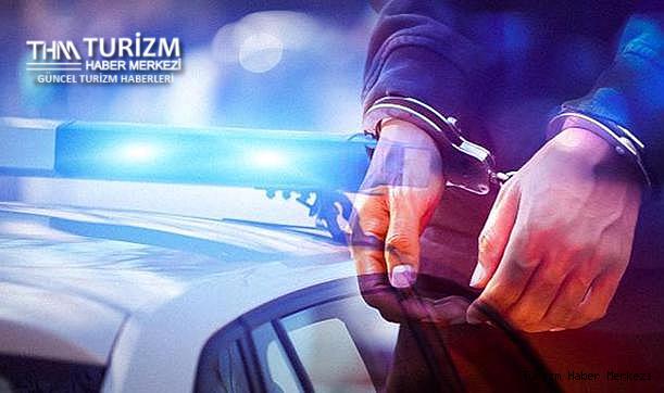 İstanbul'da oteldeki zirveye baskın! Slogan atıp pankart açtılar