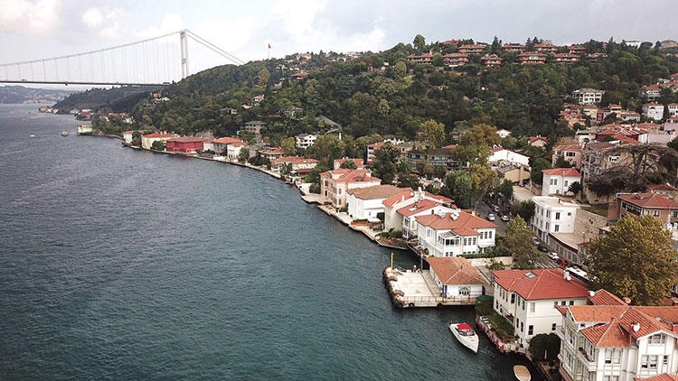 İstanbul Boğazı’ndaki 60 yalı yeni sahibini bekliyor!