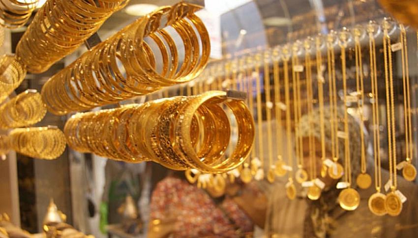 Antalya'da kuyumcuda turistlere akıl almaz tuzak!